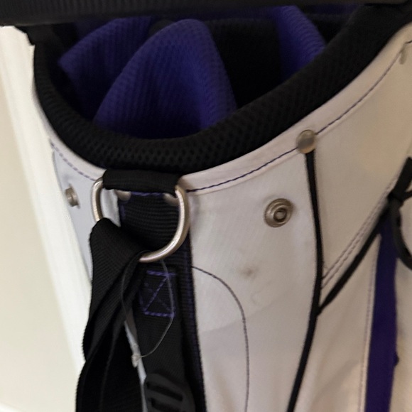 Onex White and Purple Golf Bag - Picture 3 of 6